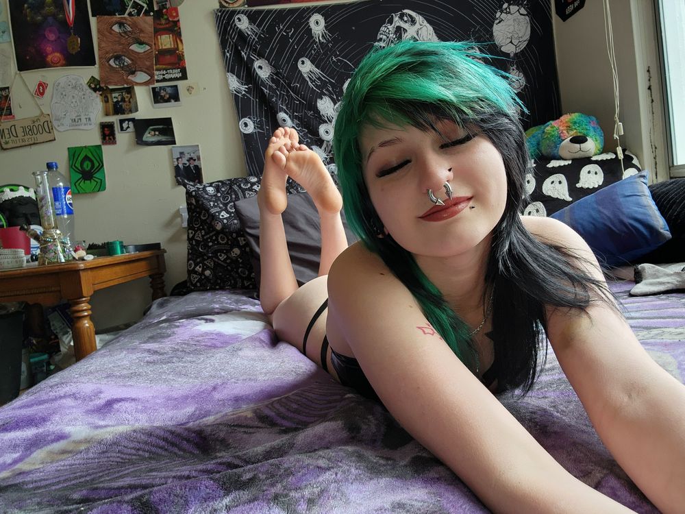 livingdead_grl05 OnlyFans profile picture