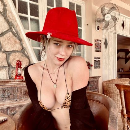 emmamaye OnlyFans picture