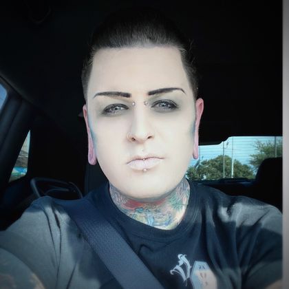 artisticallyspooky OnlyFans picture