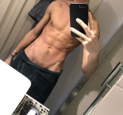 holehunterxxl OnlyFans picture