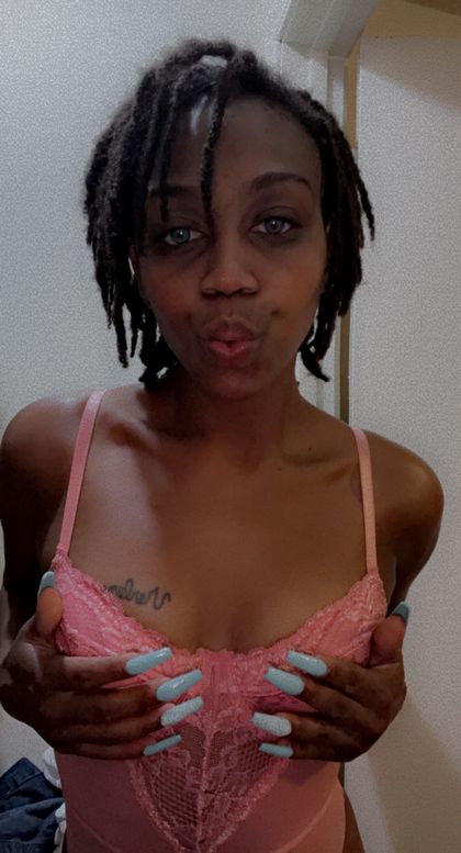 khandiikanee OnlyFans picture