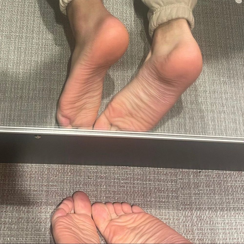 sweatyfeet_uk OnlyFans profile picture