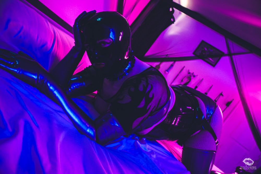 luciaandleighlatex OnlyFans profile picture