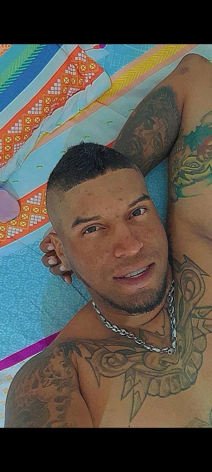 andres394 OnlyFans picture