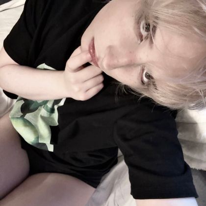 luxisinyourphone OnlyFans picture