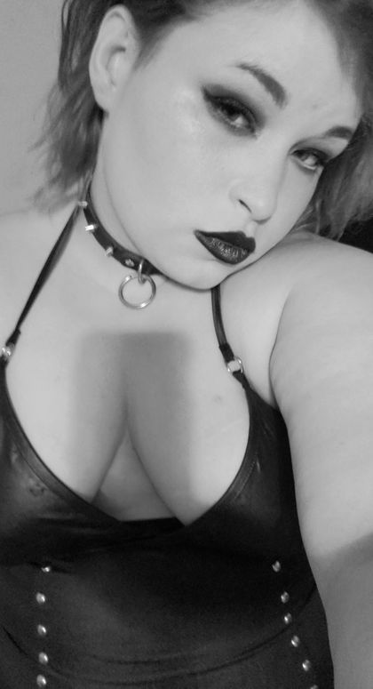 chaos_of_salem OnlyFans picture