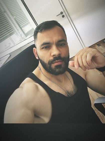u242085808 OnlyFans picture