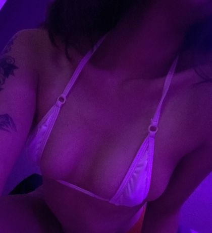 petitexcherie OnlyFans picture