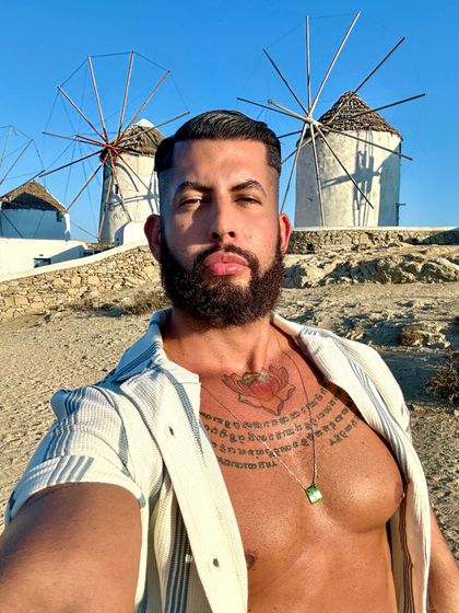 qbnnbq OnlyFans picture