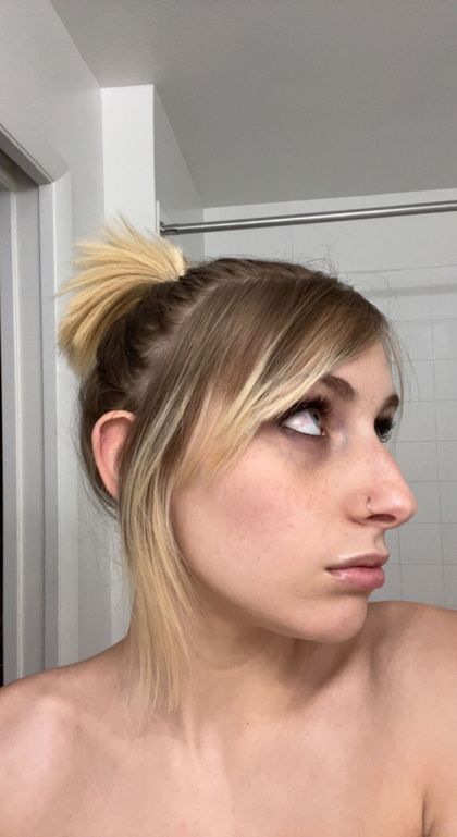 lydiasmokes OnlyFans picture
