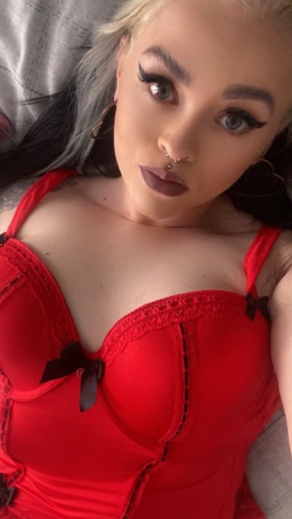kkkarmasyrena OnlyFans picture