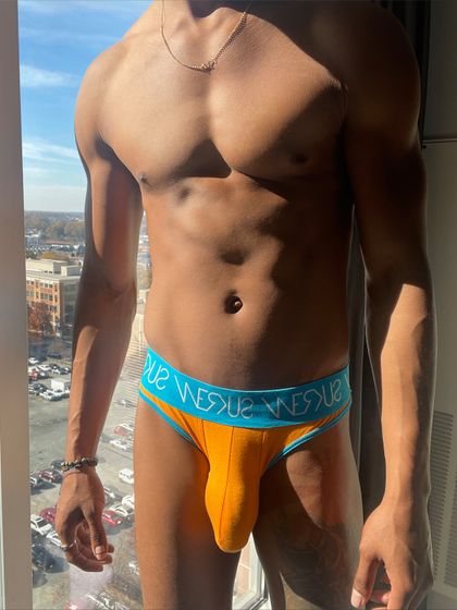 inyogutts OnlyFans picture
