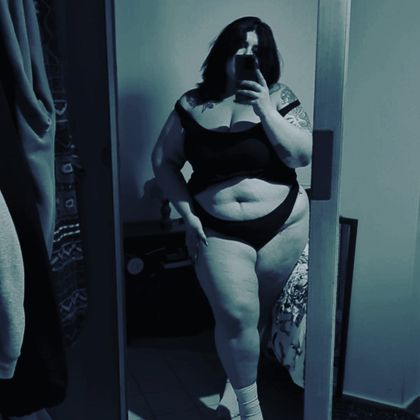 evaloova OnlyFans picture