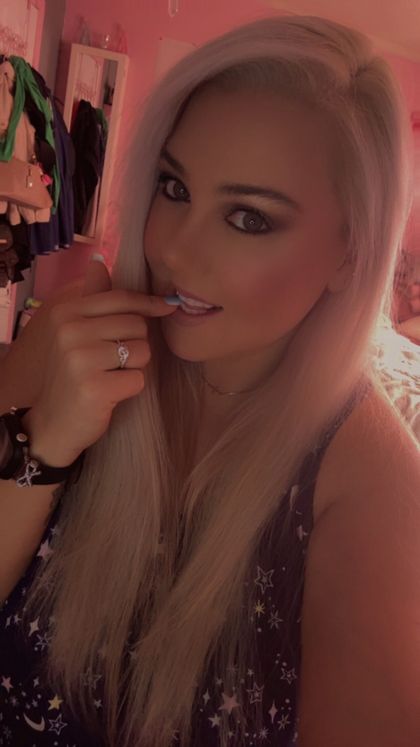 luxxxblondie OnlyFans picture