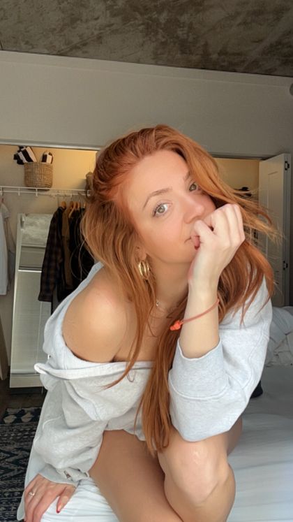 hotmommollyb OnlyFans picture