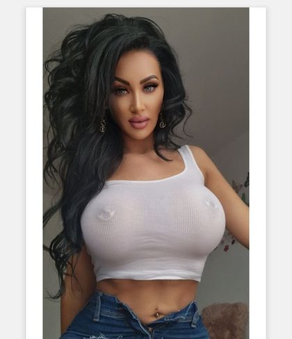 karrathesinner OnlyFans picture