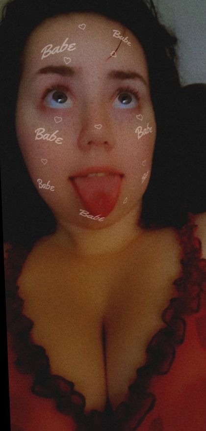 lilly.loves.mitchell OnlyFans picture