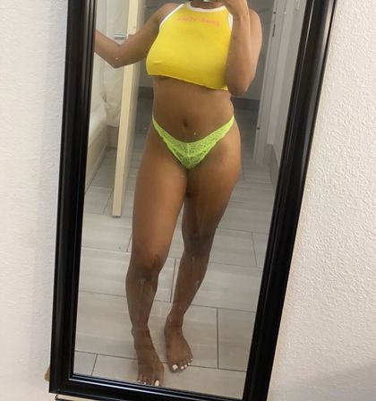 spicypeacheeees00 OnlyFans picture