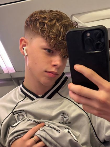 luistwinkyy OnlyFans picture
