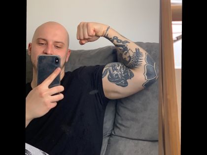molotulo OnlyFans picture