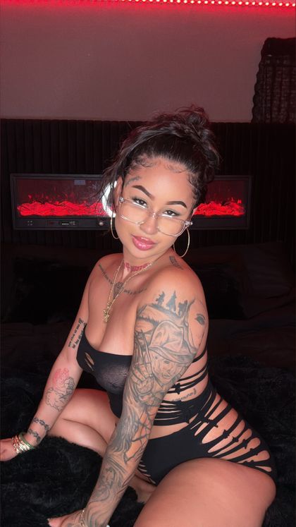 mamisextras OnlyFans picture