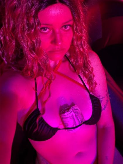 christinejolie OnlyFans picture