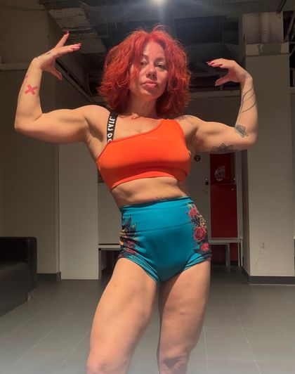 ellakross OnlyFans picture
