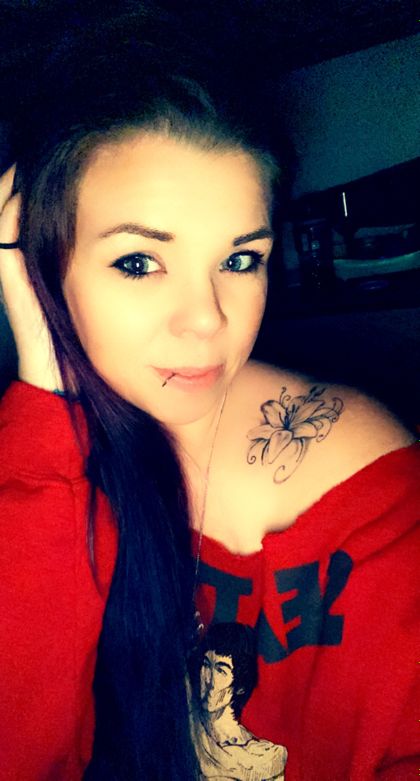 Best Hot Ashleyspage OnlyFans Accounts | FansMetrics.com