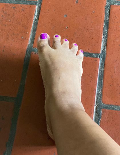 robinflowerstootsies OnlyFans picture