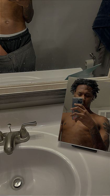 moebuxks OnlyFans picture