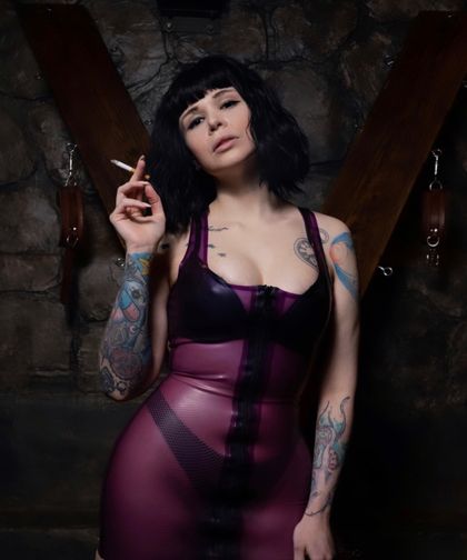 ladysarahmoon OnlyFans picture