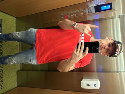 u308333527 OnlyFans picture