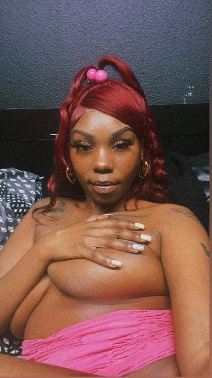 creamemia OnlyFans picture