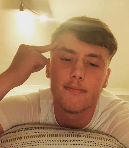 u19833071 OnlyFans picture