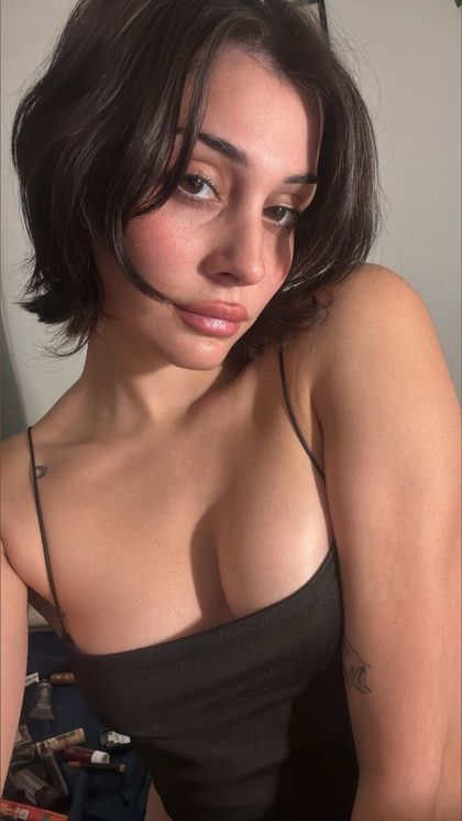 justavrila OnlyFans picture