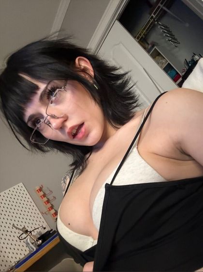 essaere OnlyFans picture