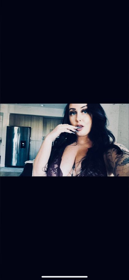 msravenmarie OnlyFans picture