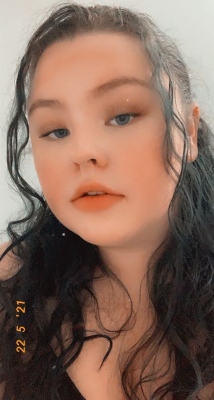meghanedelong OnlyFans picture