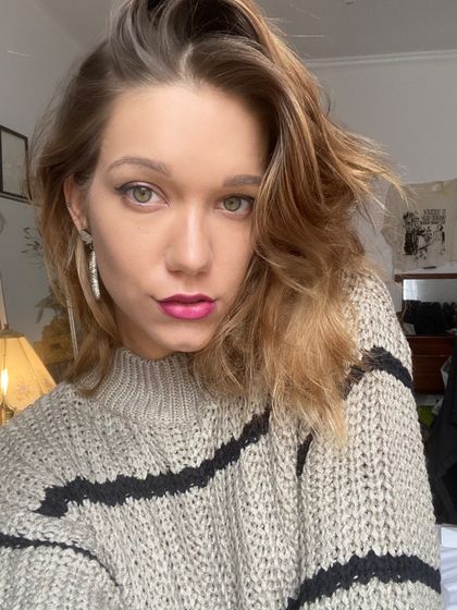 sc0rpi0scarlett OnlyFans picture