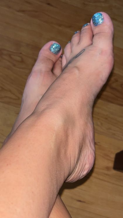 prettylittlesoles3 OnlyFans picture