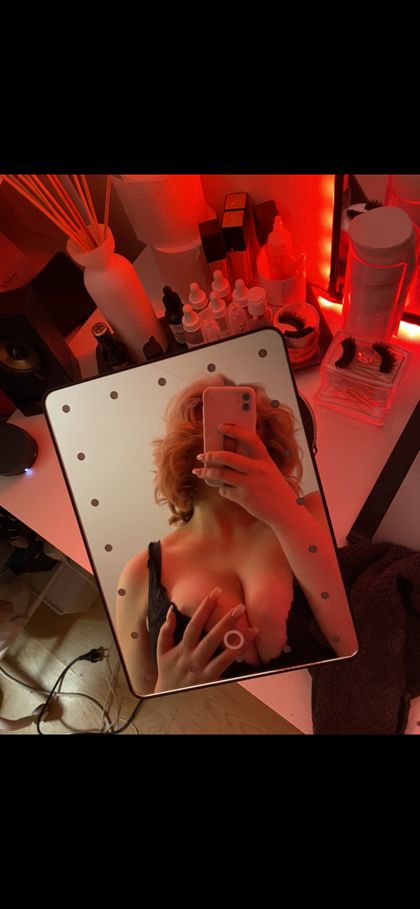 johannalouiise OnlyFans picture
