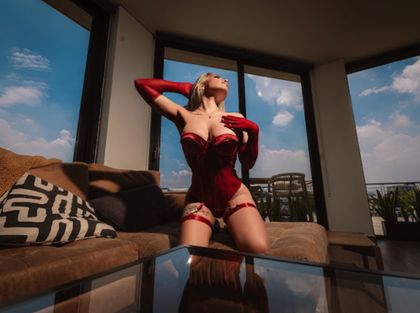 avelynnoire OnlyFans picture
