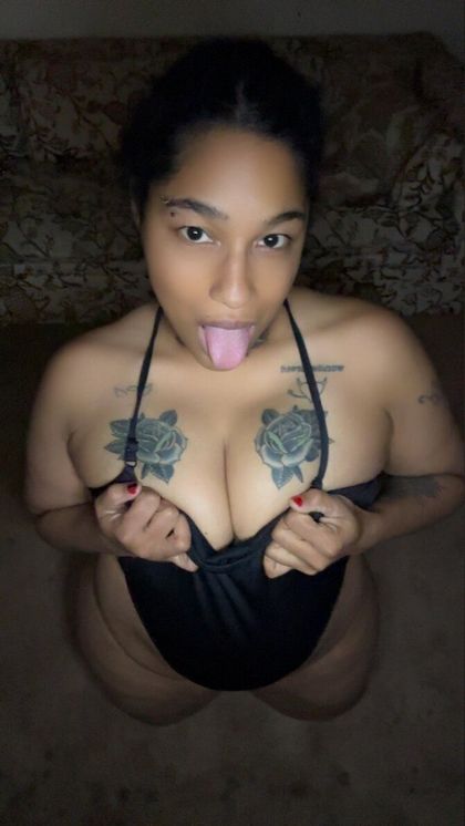 ellamama24 OnlyFans picture