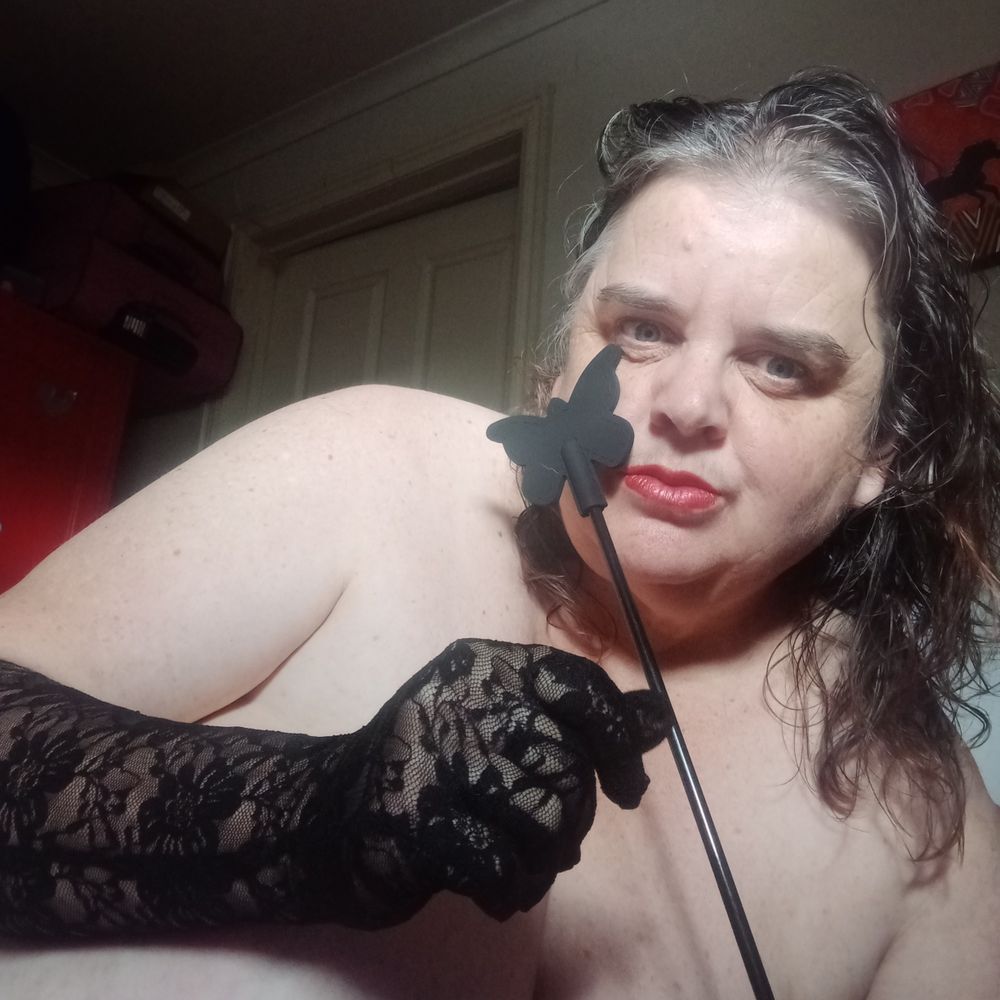 curvyfifi OnlyFans profile picture