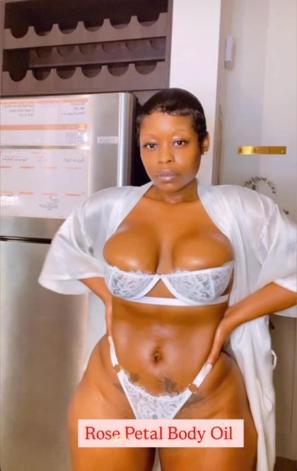 whosthatgirl111111 OnlyFans picture