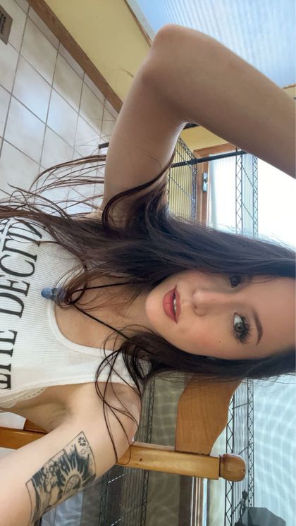 cloverrose123 OnlyFans picture