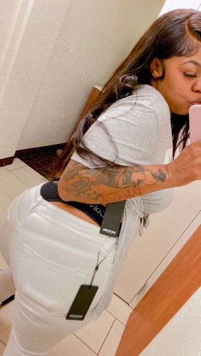 throatw.aswitchyyyy OnlyFans picture