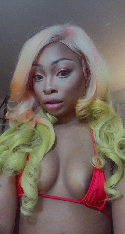 badddieneenah OnlyFans picture