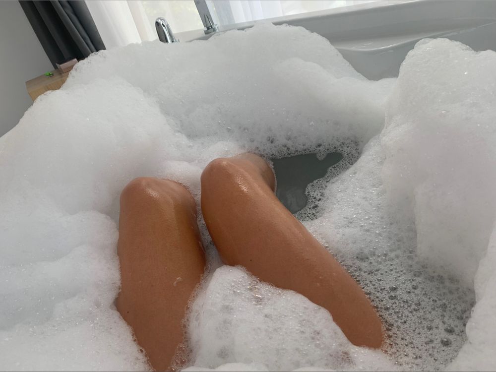 leggyblondevictoria OnlyFans profile picture