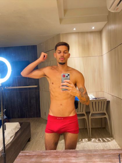zahirmedina OnlyFans picture